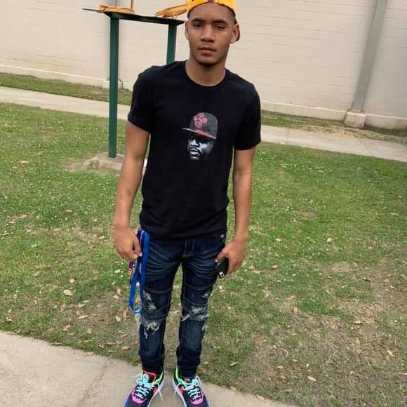 Meet your Posher, Bruce - Picture 1 of 1